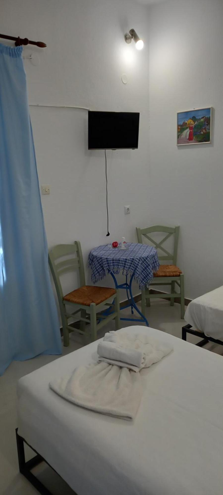 Aposperitis Rooms & Apartments Кинион Экстерьер фото